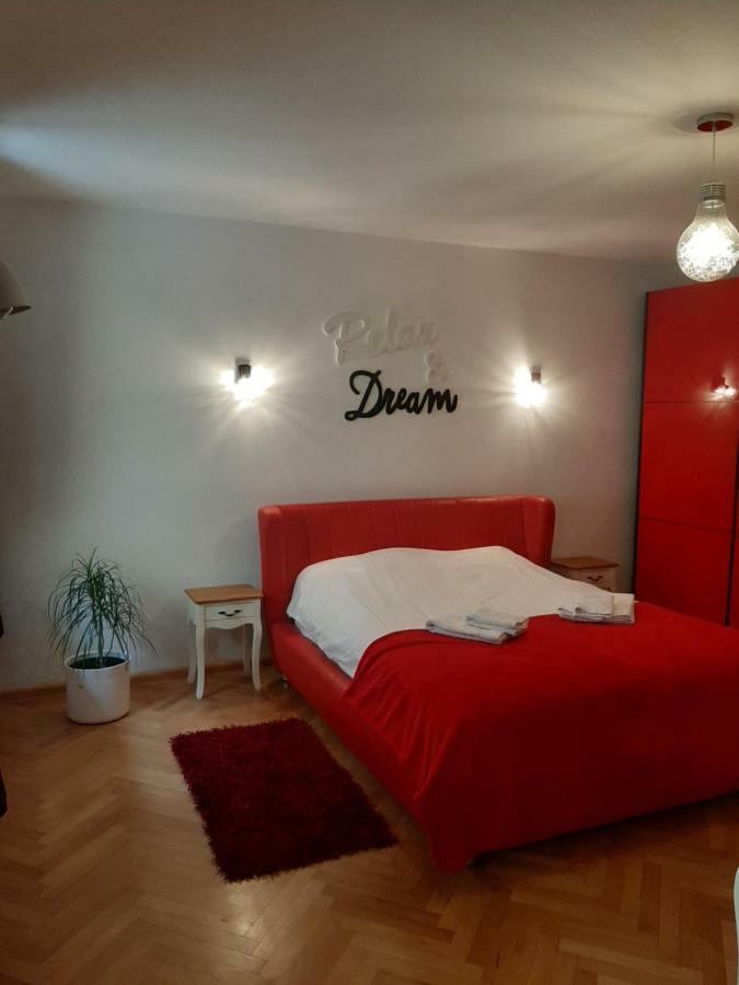 Ferienwohnung Luky10 Brașov Exterior foto